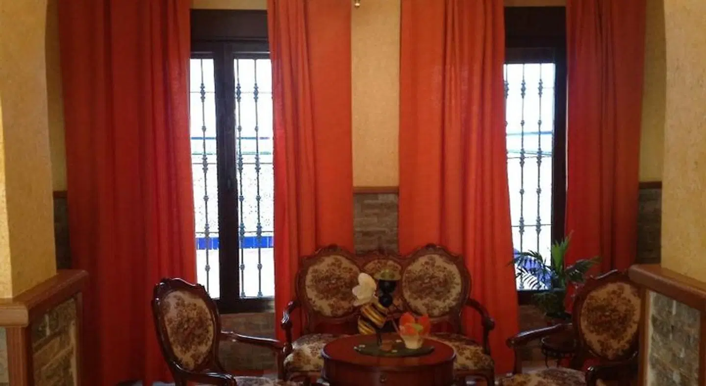 Hotel Julio PEOPLE