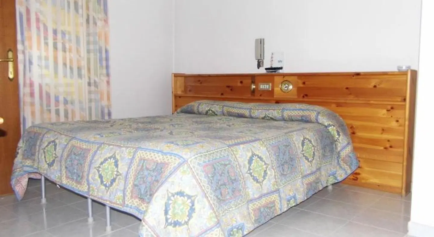 Mochettaz ROOM_EXAMPLE