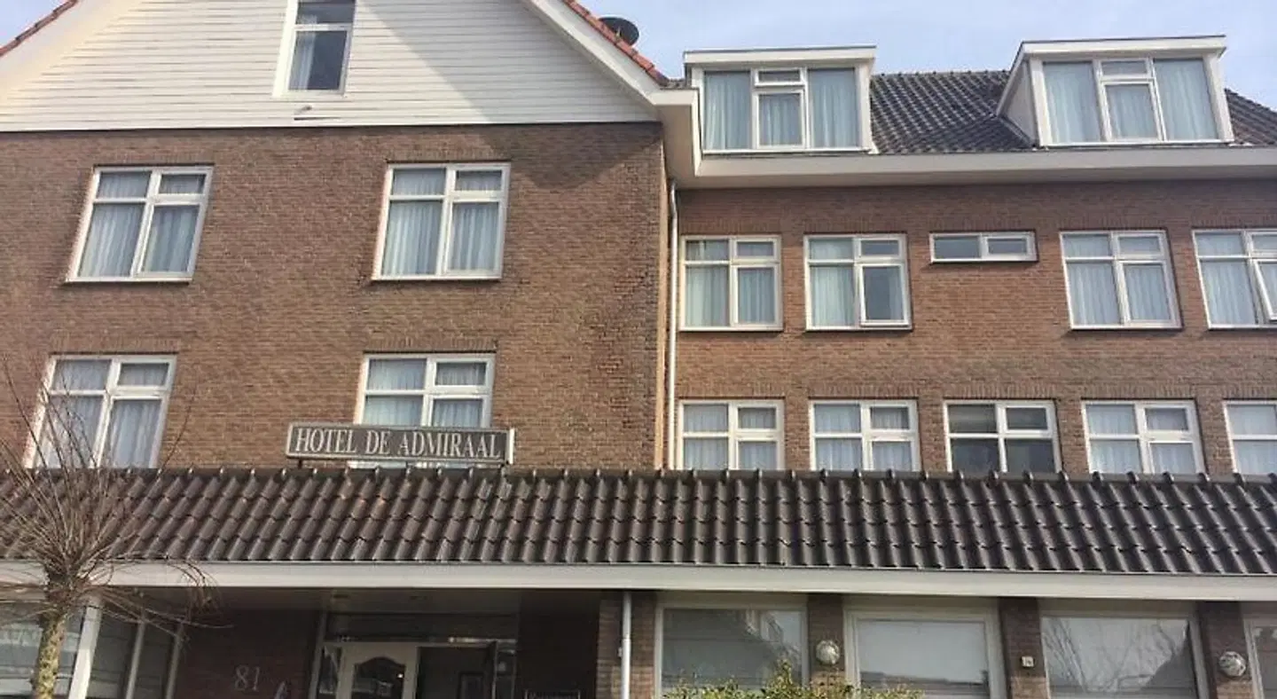De Admiraal EXTERIOR