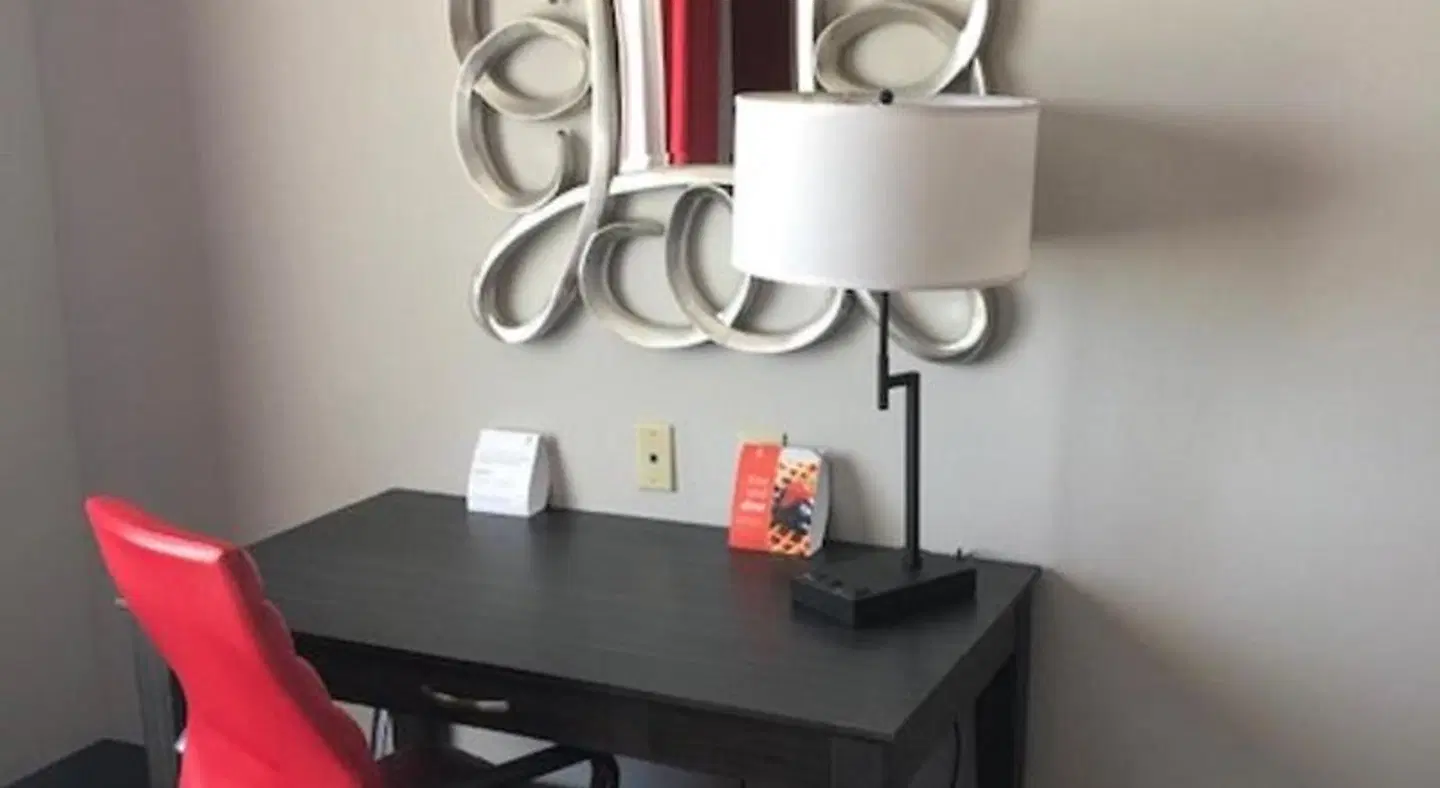 Holiday Inn & Suites Lafayette North by IHG ROOM_EXAMPLE