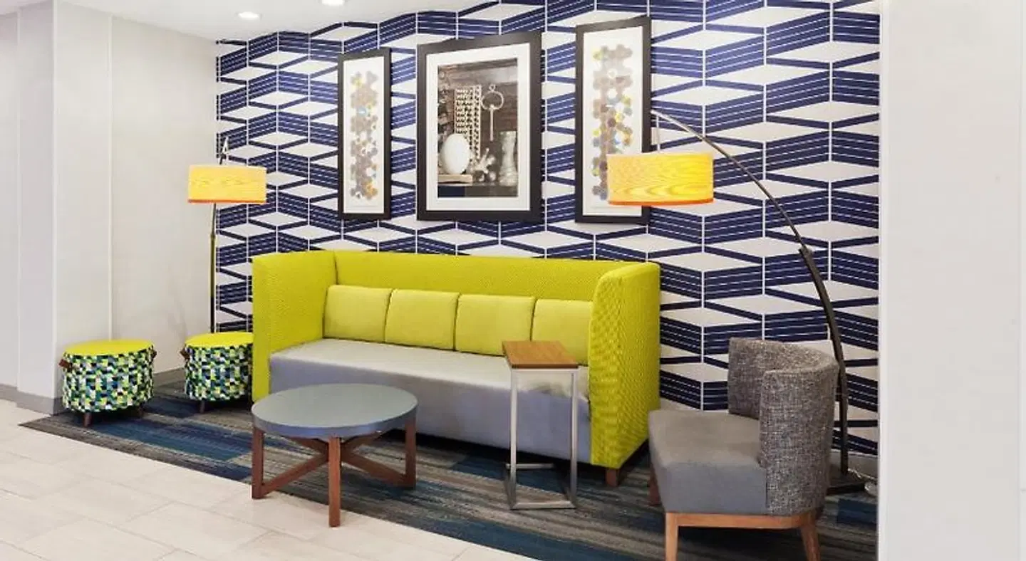 Holiday Inn Express & Suites Montgomery E - Eastchase by IHG LOUNGE_LOBBY