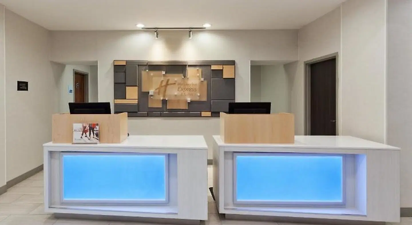 Holiday Inn Express & Suites Montgomery E - Eastchase by IHG Hallenbad