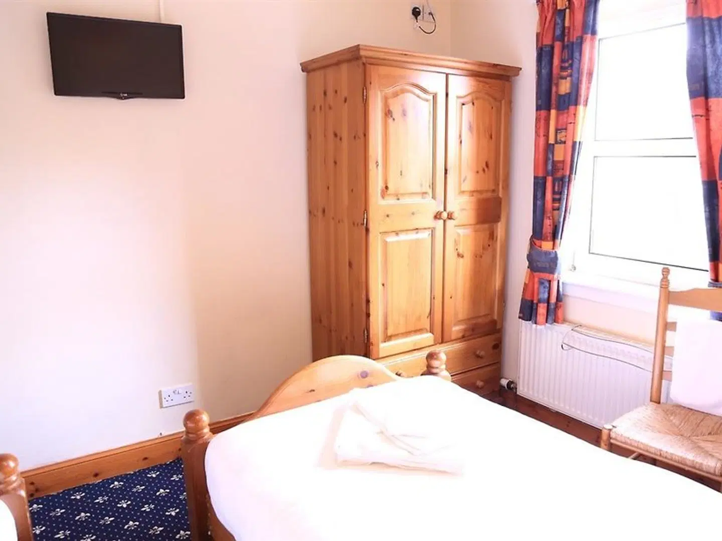 Twin Lions Hotel ROOM_EXAMPLE