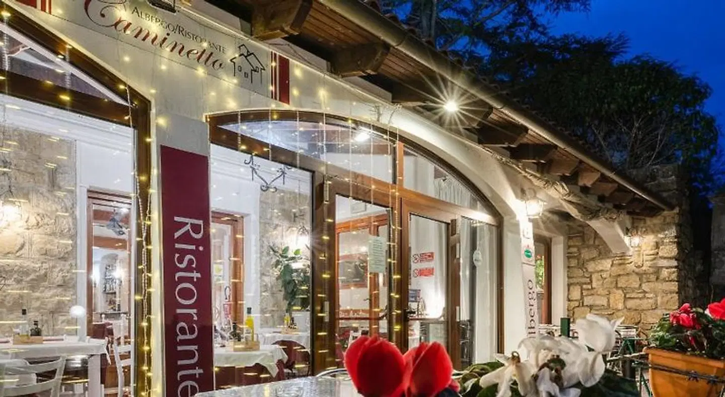 Hotel Ristorante Il Caminetto Terrasse