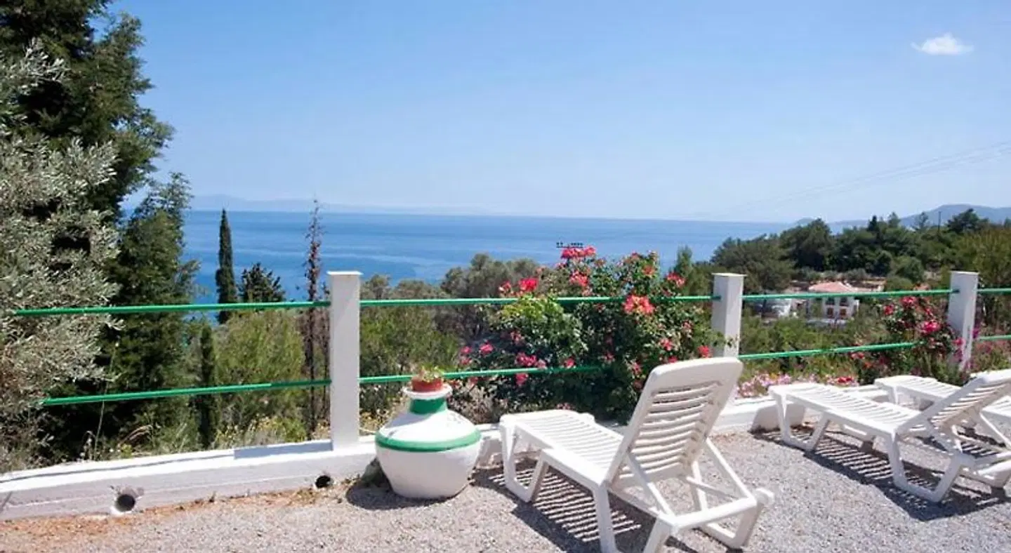 Gregory Studios Terrasse