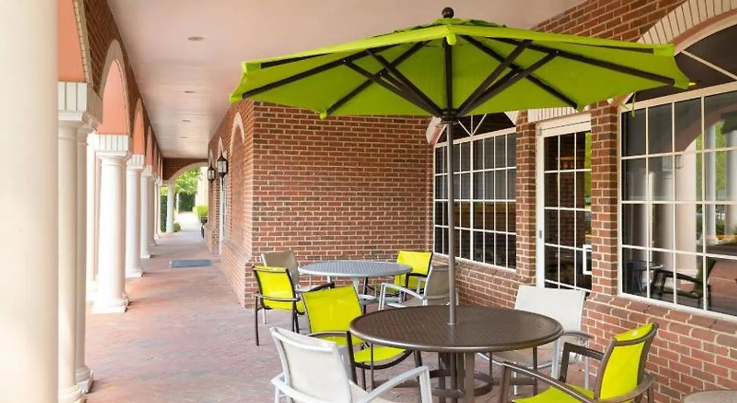 SpringHill Suites by Marriott Williamsburg Terrasse