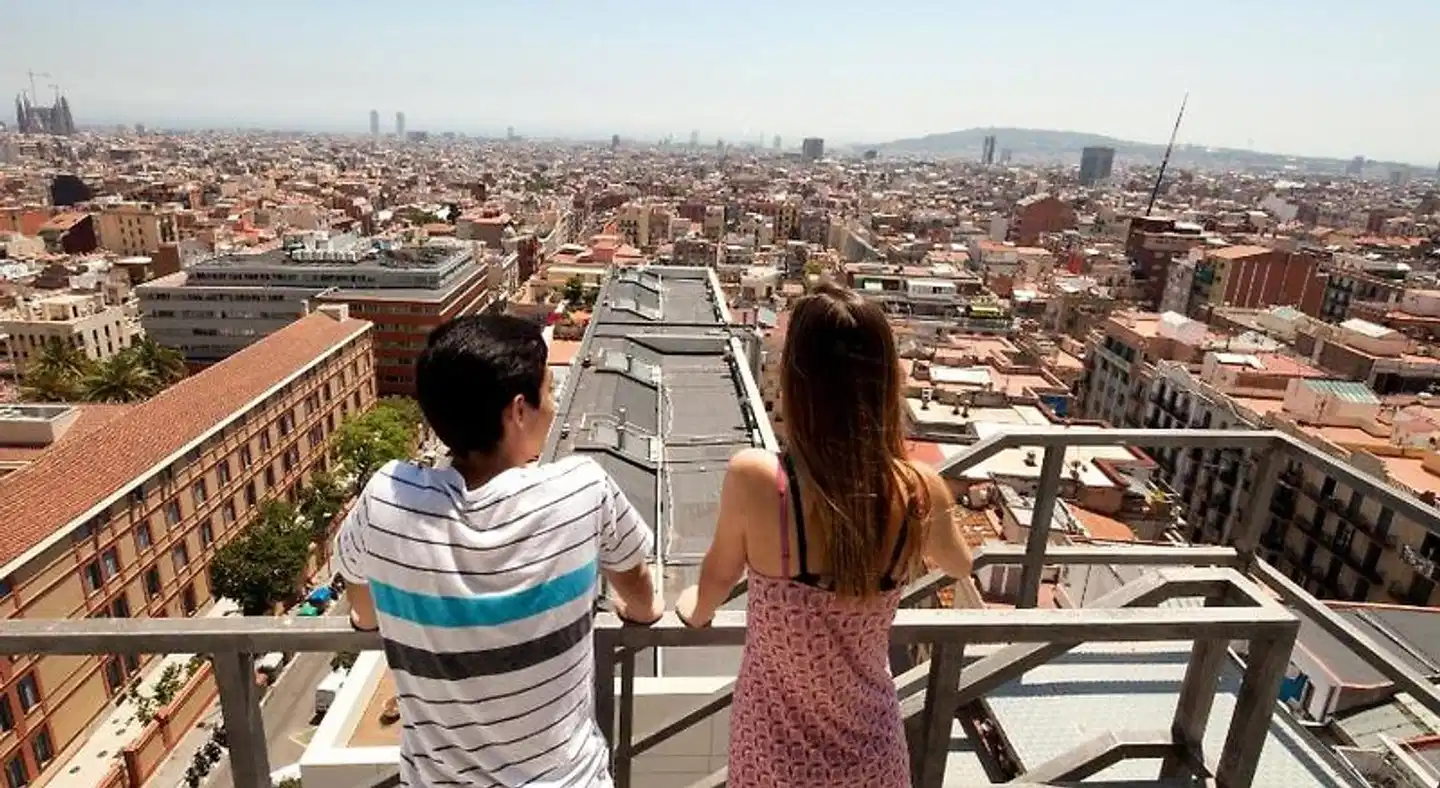 Residencia Lesseps Personen