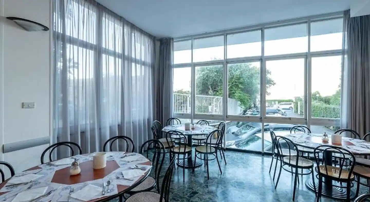 Real Park Hotel Restaurant