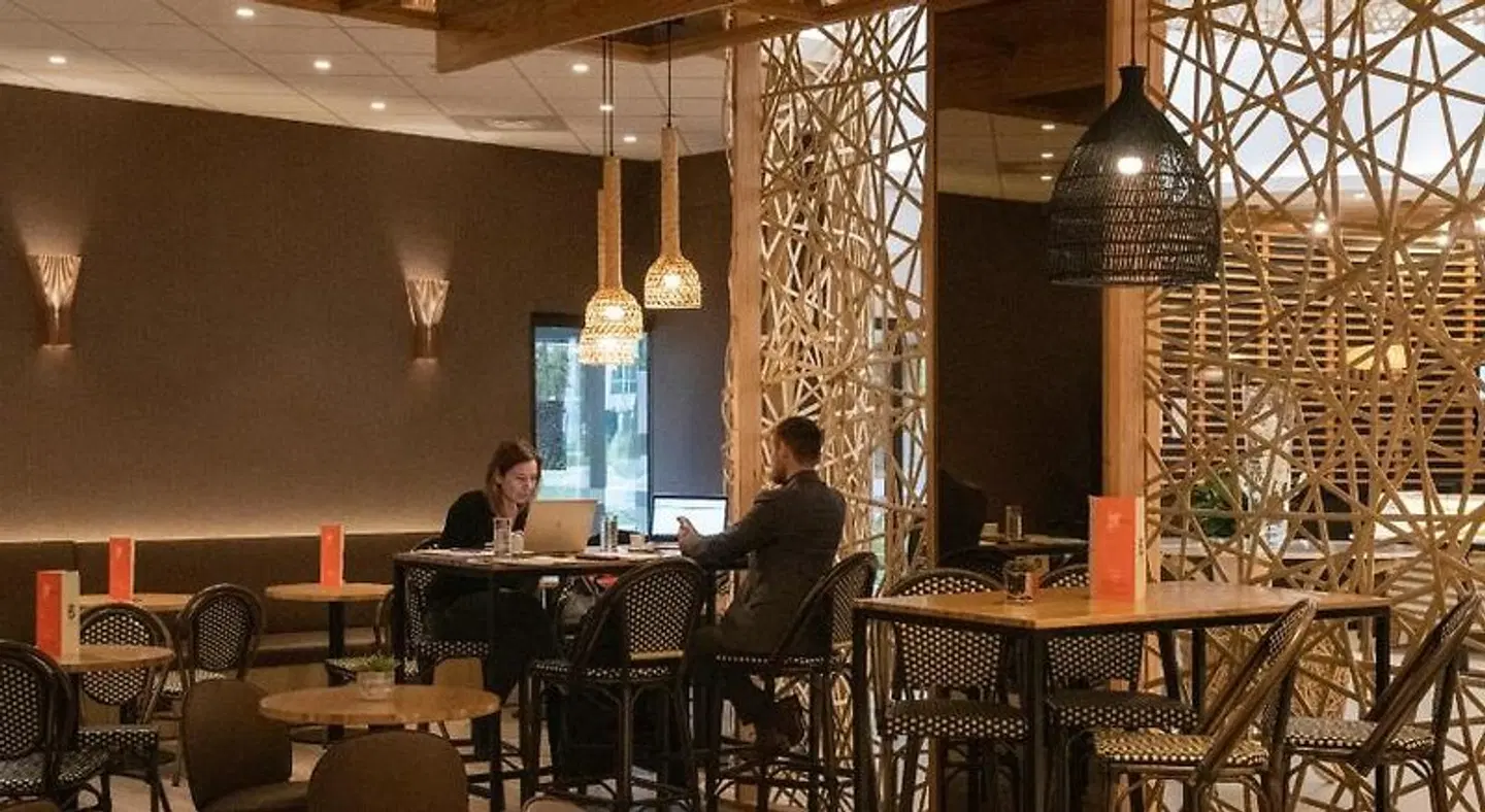 Novotel Nice Arénas Aéroport Bar