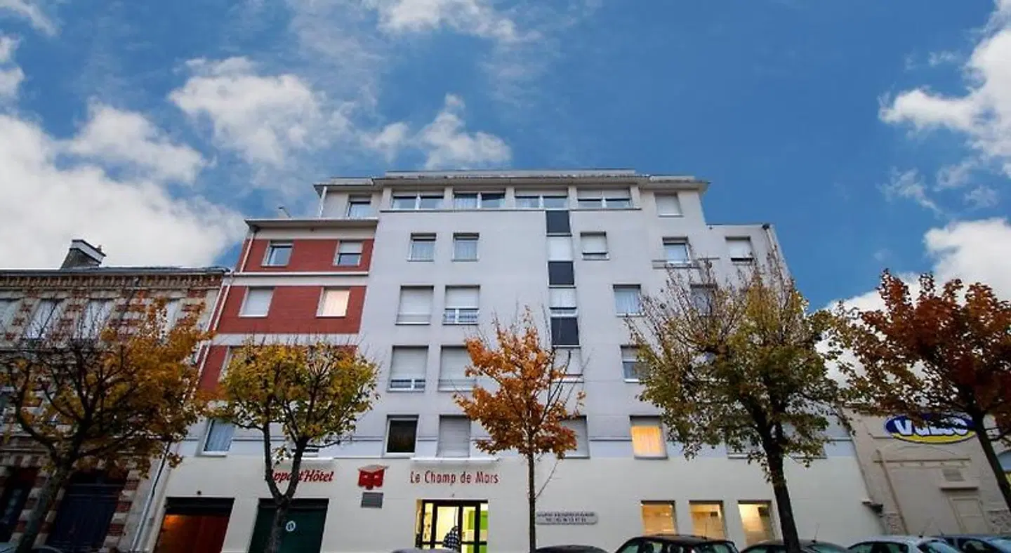 Appart Hotel Reims Champ De Mars EXTERIOR