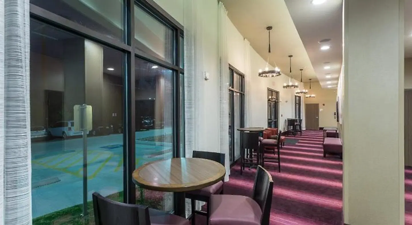 Holiday Inn San Marcos-Convention CTR Area by IHG LOUNGE_LOBBY