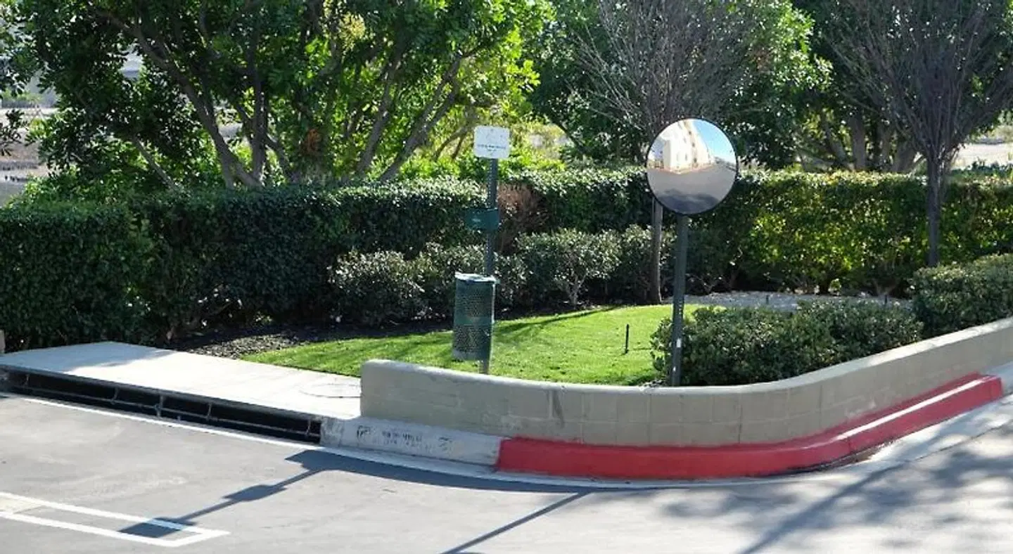 Staybridge Suites Irvine East / Lake Forest by IHG Garten