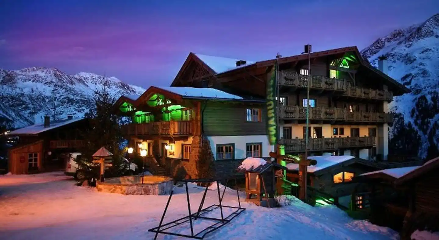 Hotel Silbertal Aussenansicht