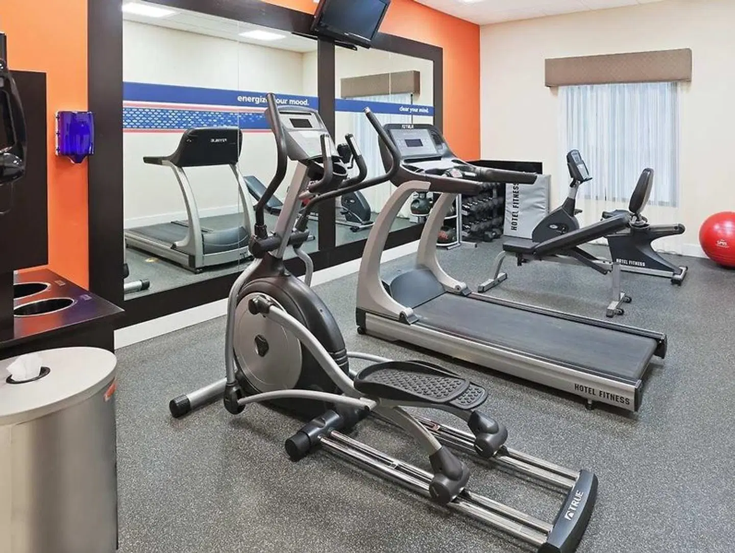 Hampton Inn & Suites Dumas SPORTS_AND_LEISURE