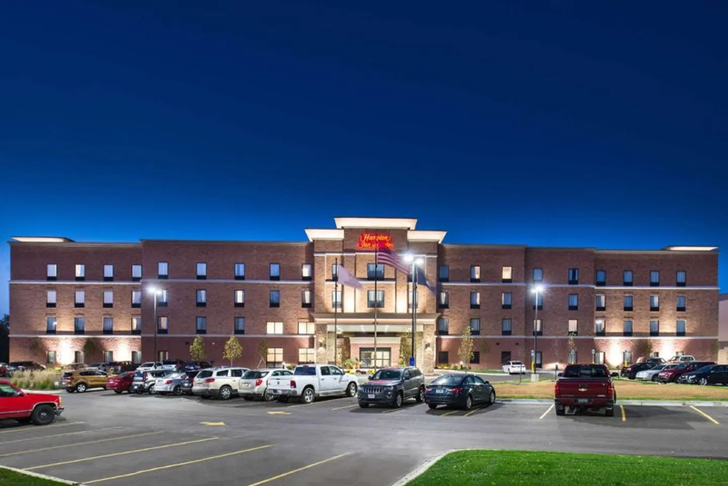 Hampton Inn & Suites Ann Arbor West EXTERIOR
