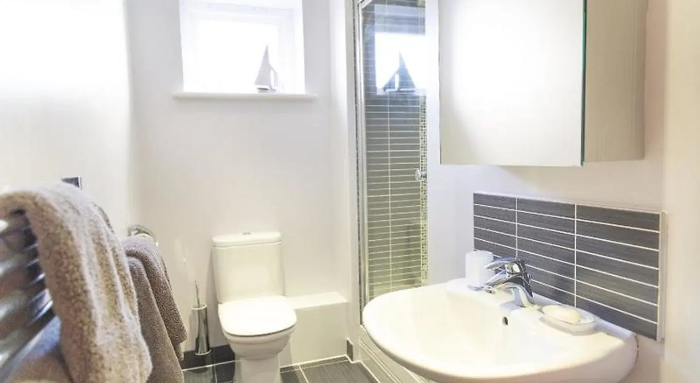 Marino Place Apartments - Central Badezimmer