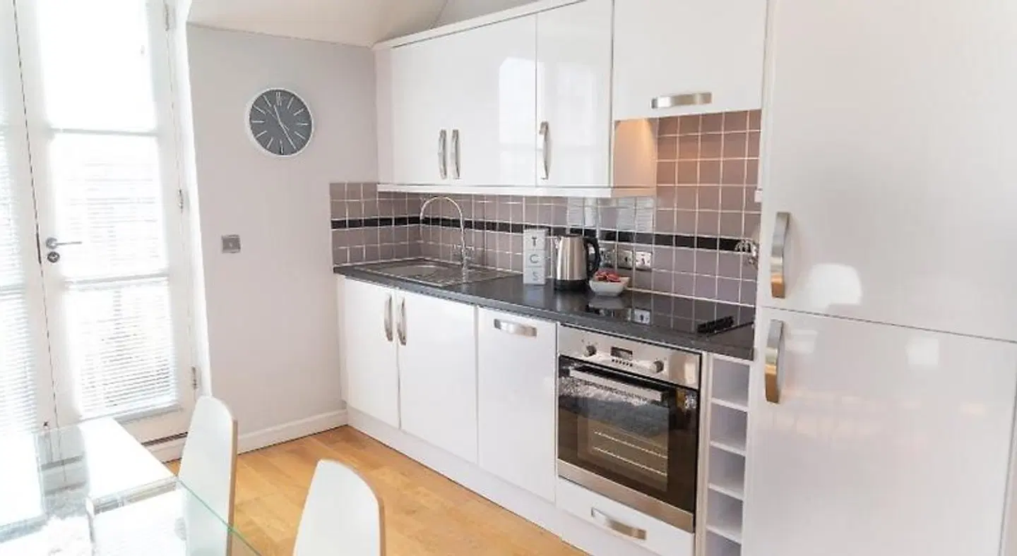 Marino Place Apartments - Central ROOM_EXAMPLE