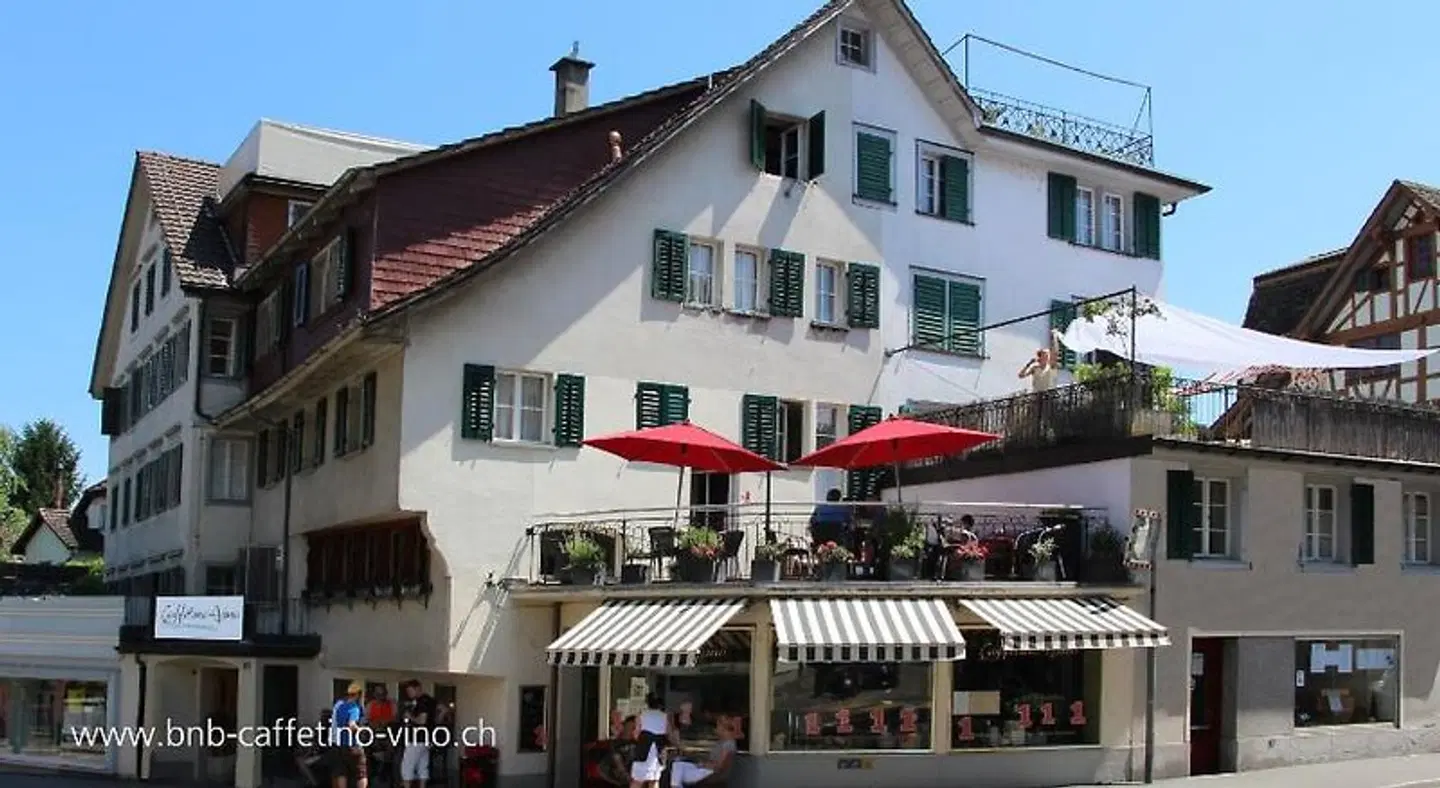 B&B Caffètino-Vino EXTERIOR