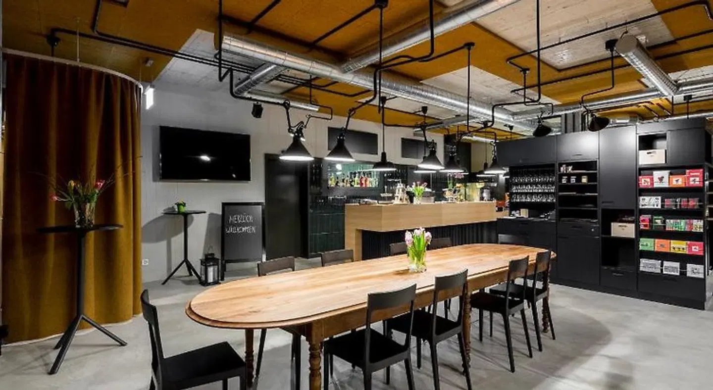 Hotel ZwiBack Bar