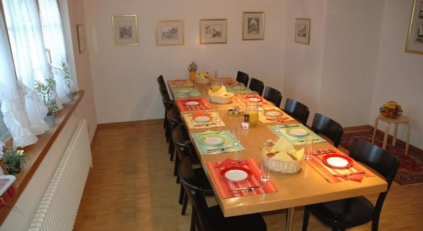 Hotel Pension Im Dorf Konferenz