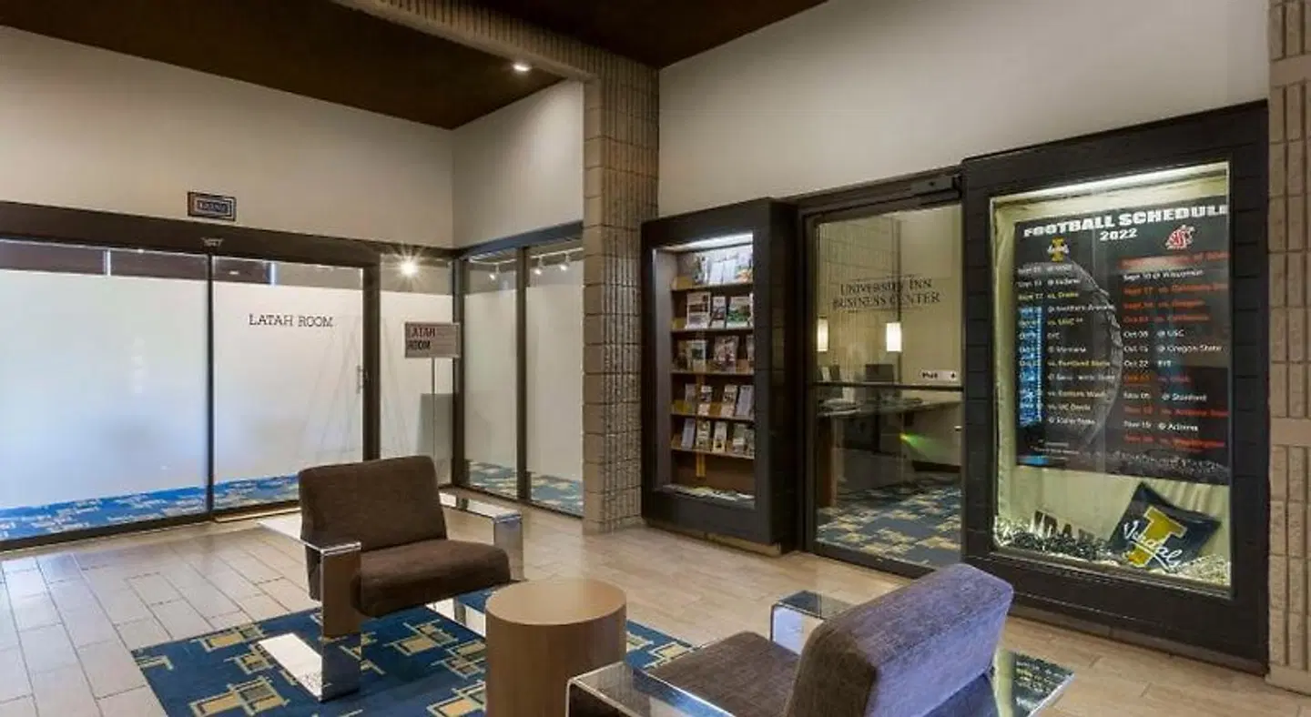 Best Western Plus University Inn LOUNGE_LOBBY