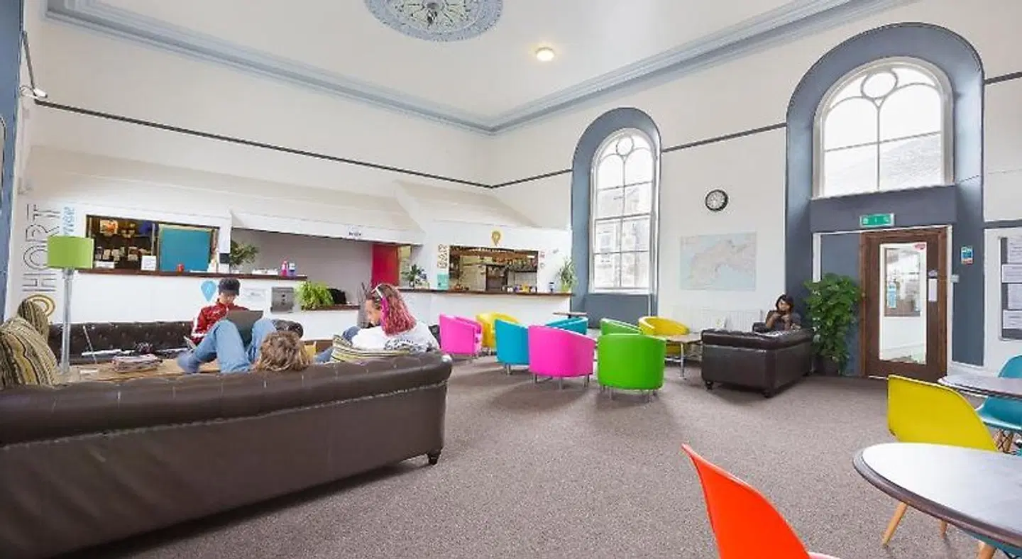 Cohort Hostel LOUNGE_LOBBY