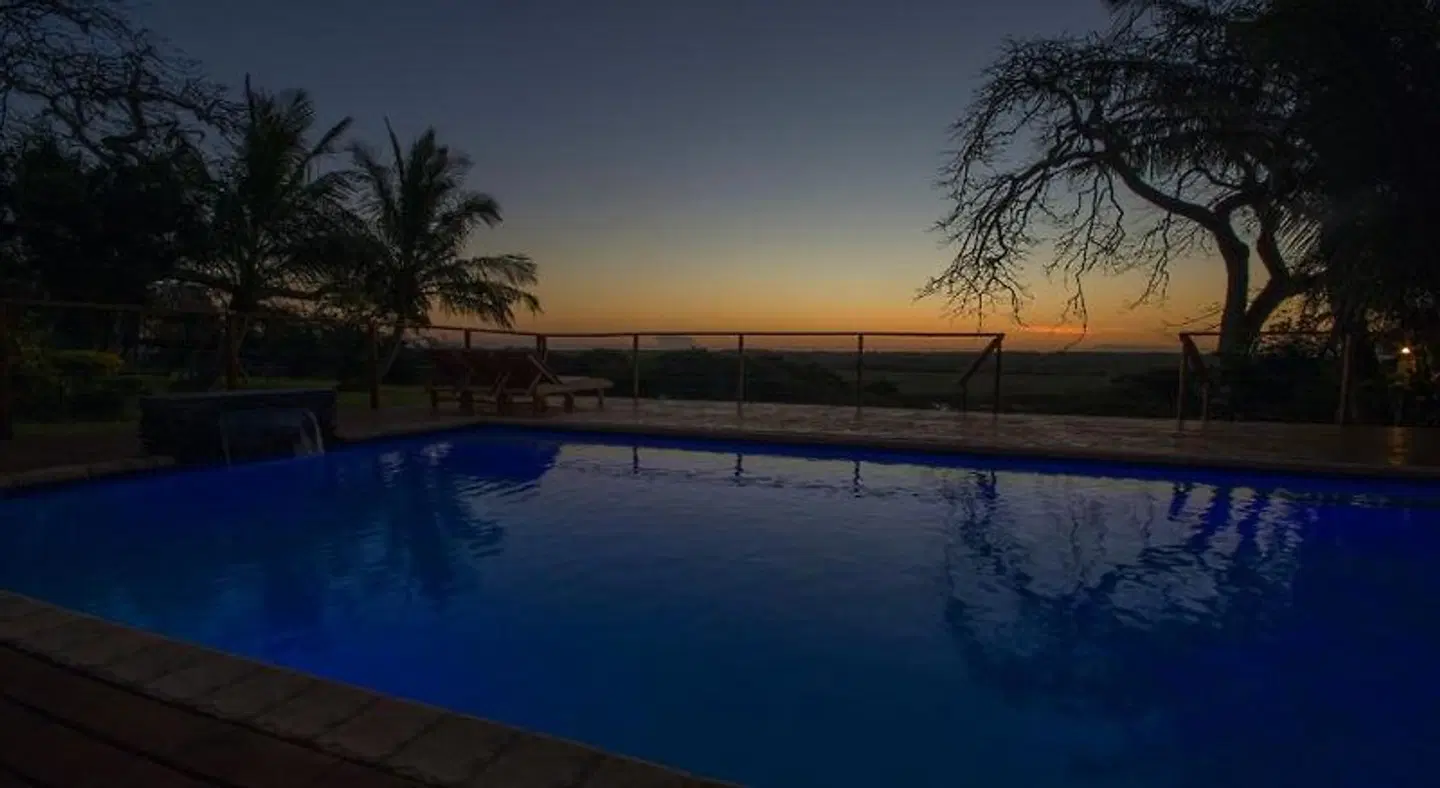 Sunset Lodge OUTDOOR_POOL