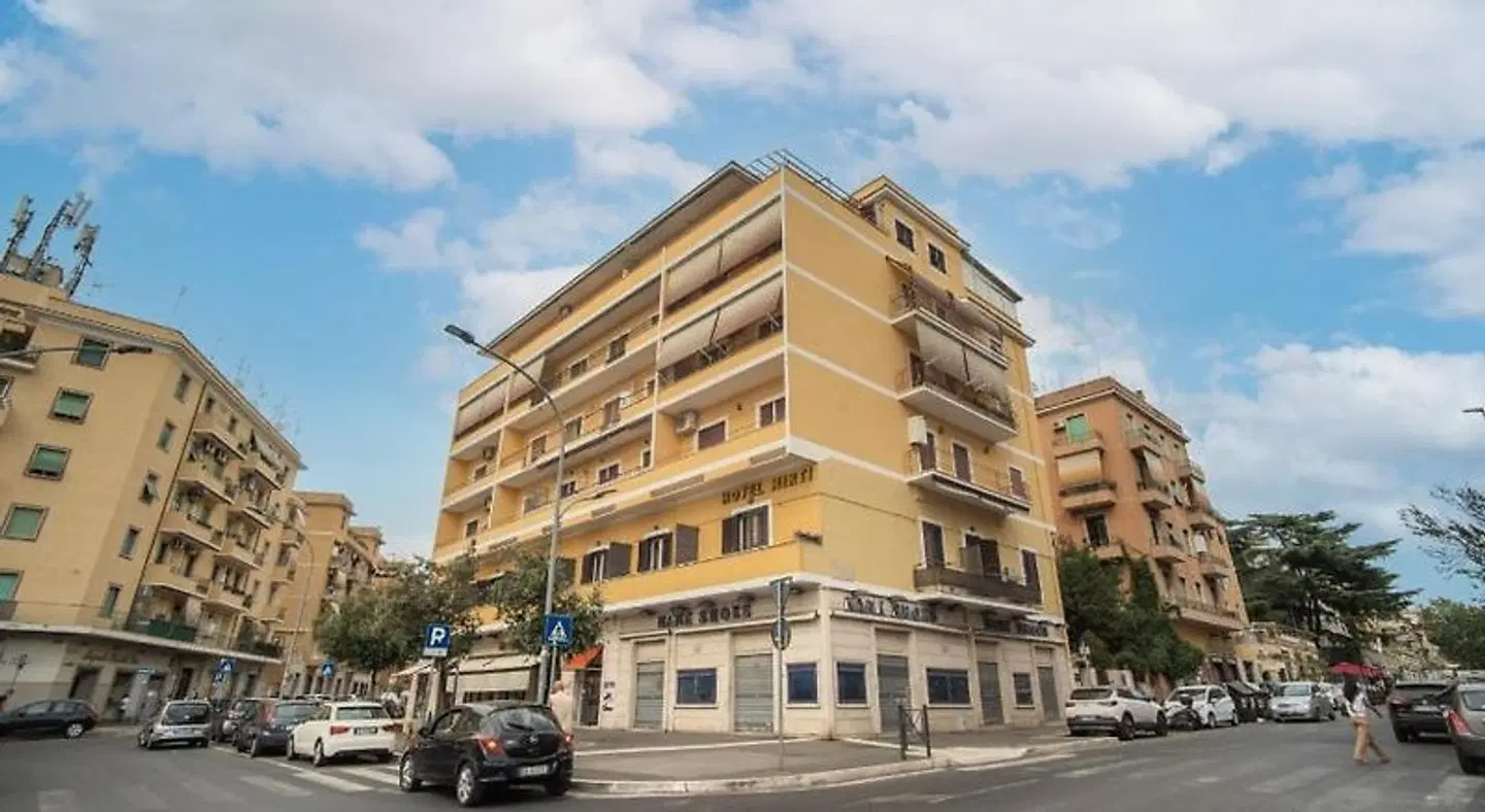 Hotel Mirti EXTERIOR