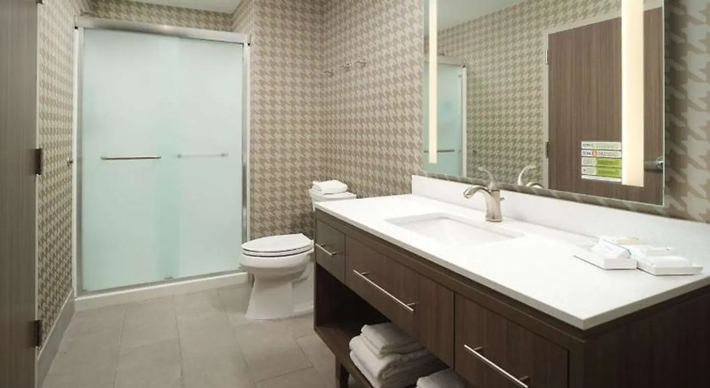 Home2 Suites by Hilton Chattanooga Hamilton Place Badezimmer