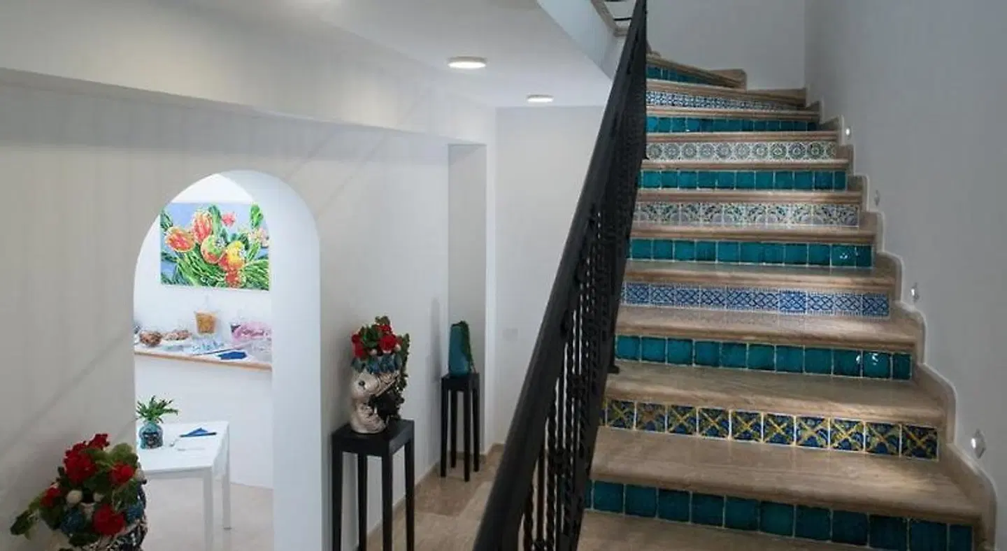 Cocciu D'Amuri LOUNGE_LOBBY