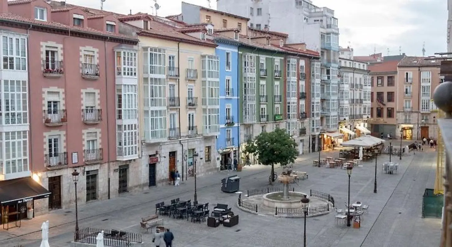 Hostel Catedral Burgos EXTERIOR