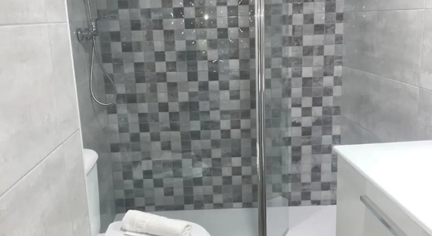Zerka Centro Badezimmer