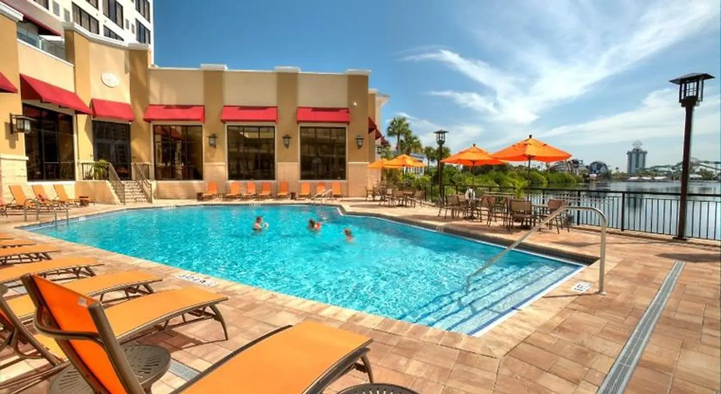 Ramada Plaza by Wyndham Orlando Suites Intl Drive OUTDOOR_POOL