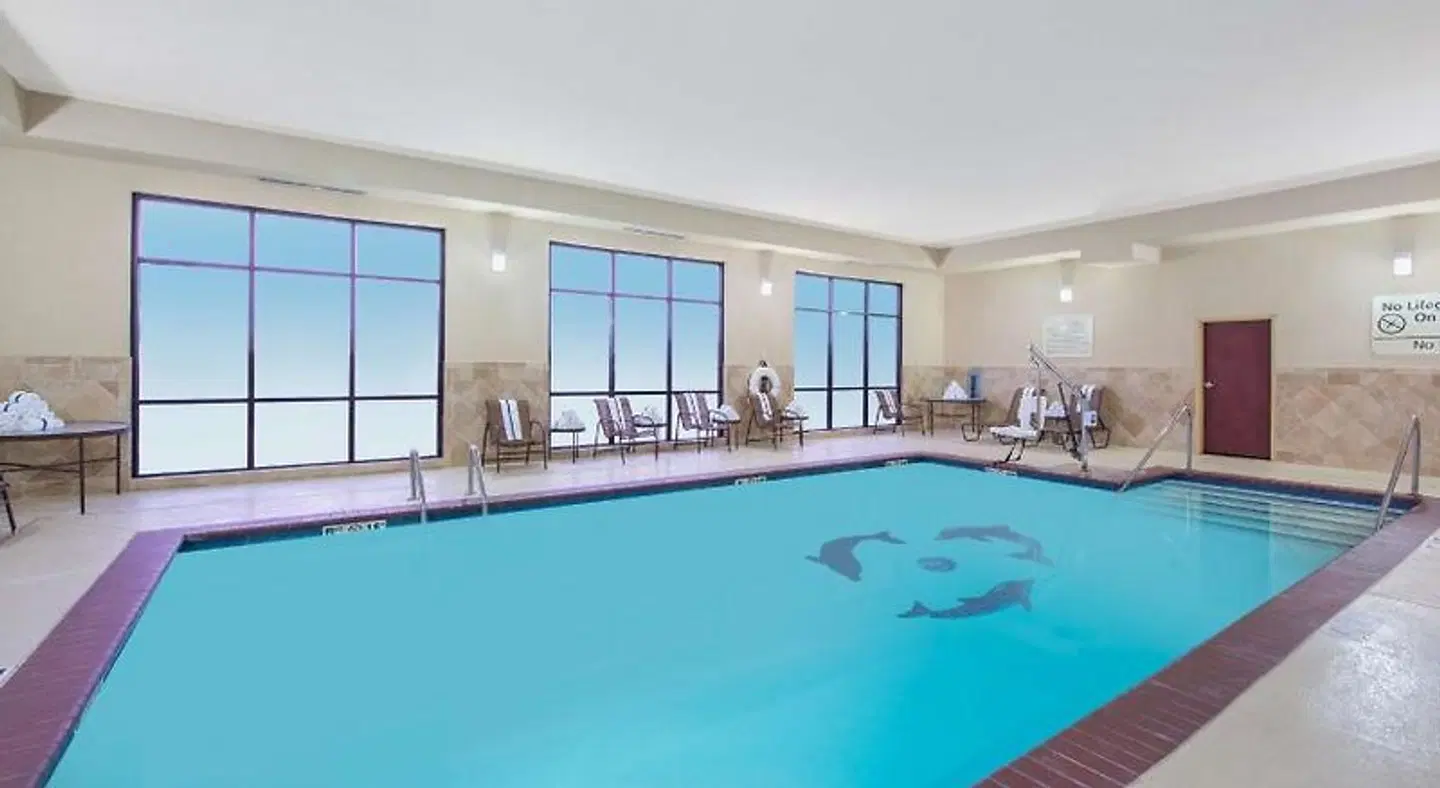 Hampton Inn & Suites Oklahoma City - South Hallenbad