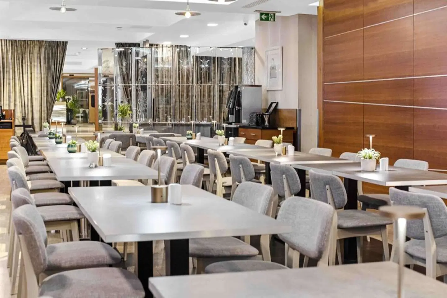 DoubleTree by Hilton London Kensington Restaurant