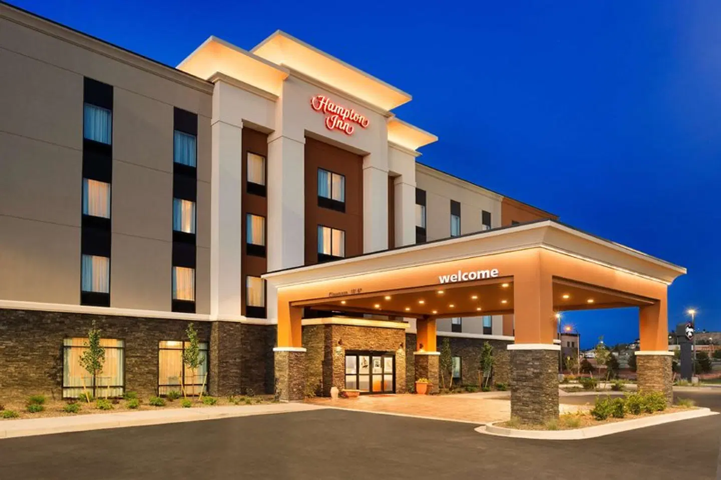 Hampton Inn & Suites Walla Walla EXTERIOR