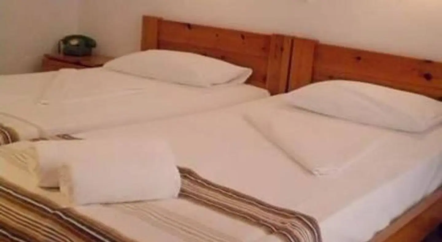 Angeliki ROOM_EXAMPLE