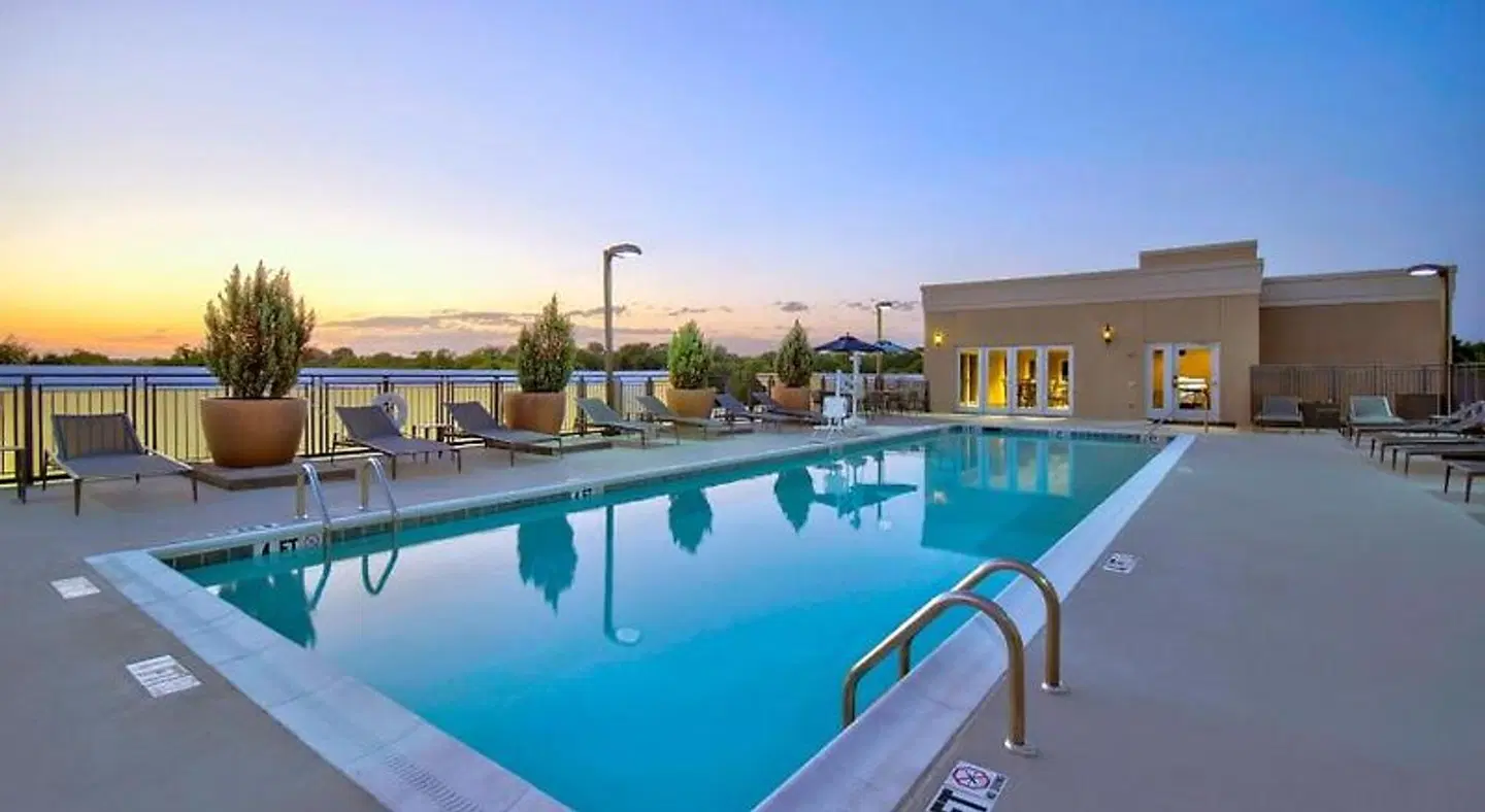 Courtyard by Marriott Nashville Green Hills OUTDOOR_POOL