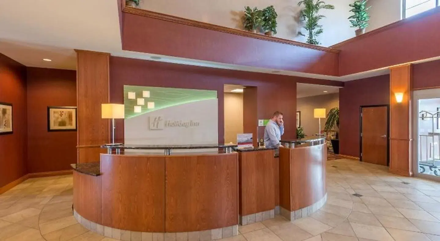 Holiday Inn & Suites Grand Junction-Airport by IHG LOUNGE_LOBBY