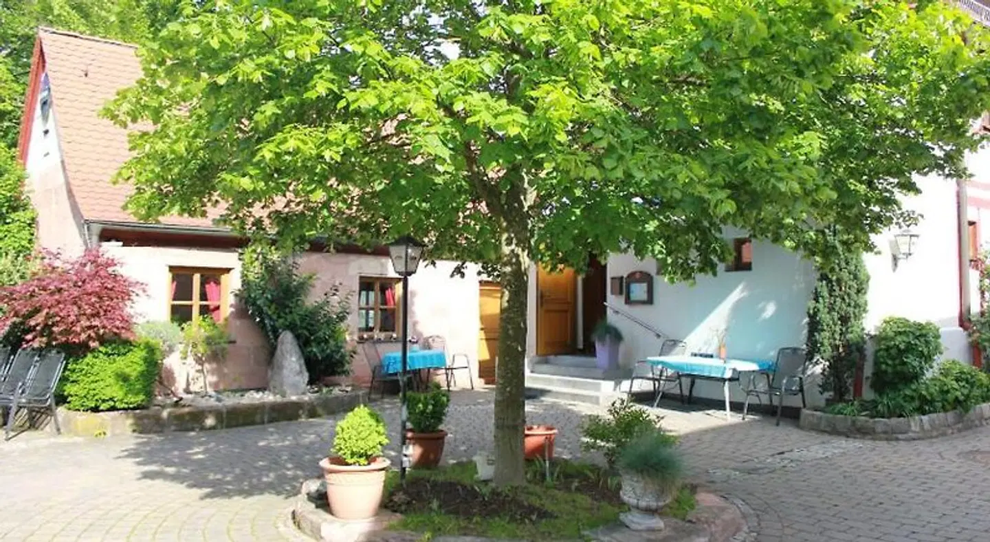 Zur Friedenslinde Garten