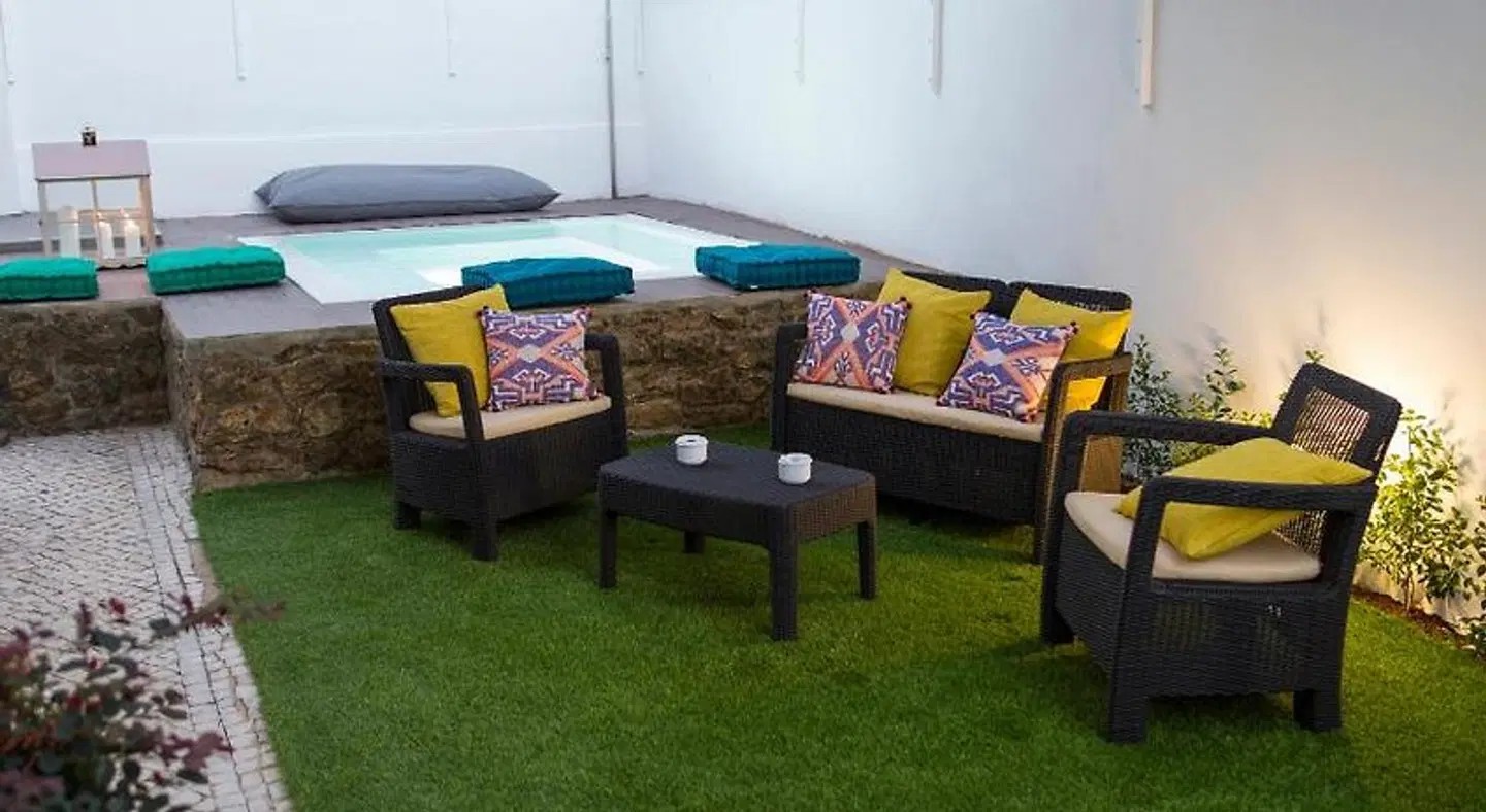 Art 4 You Cascais Suites ROOM_EXAMPLE