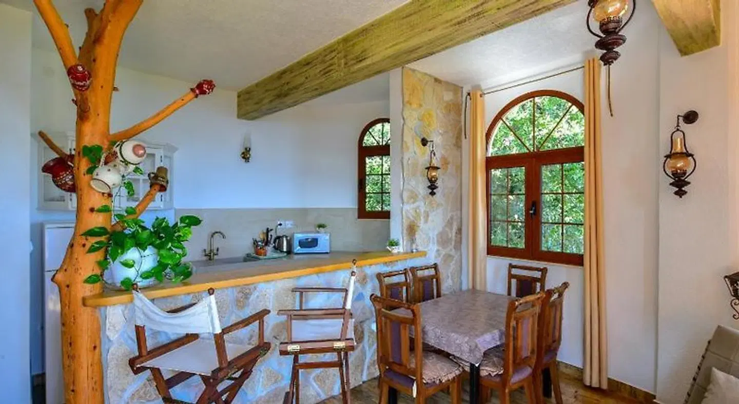 Pataki Guesthouse Bar