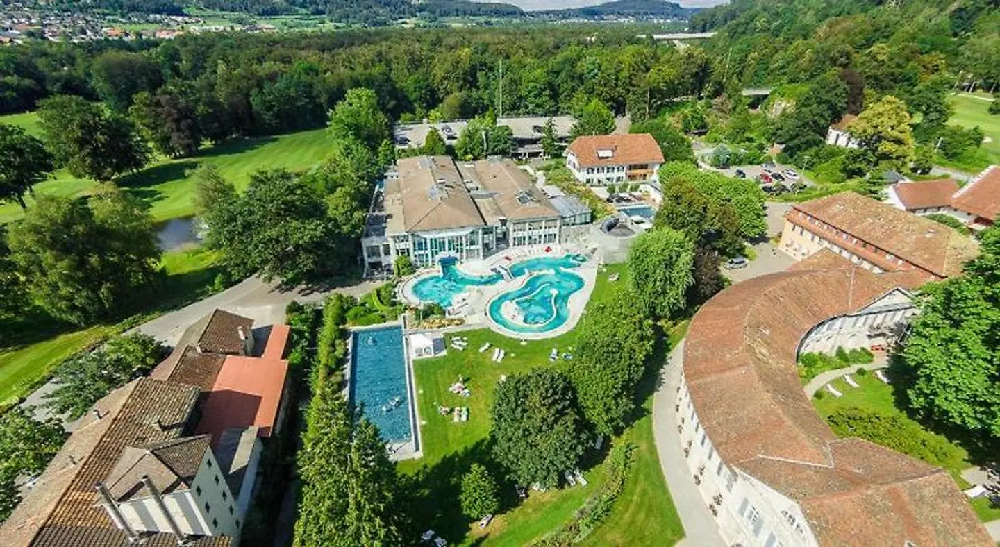 Kurhotel Im Park EXTERIOR