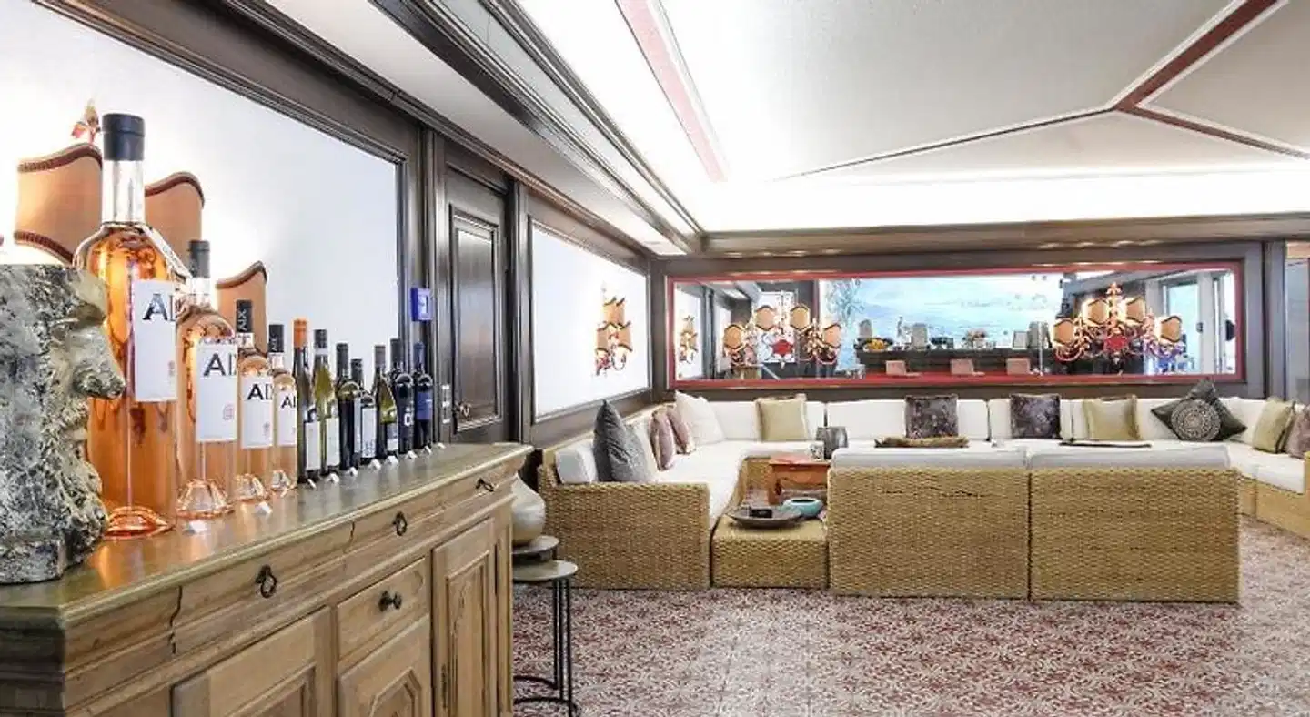 Villa Adolphine Bar