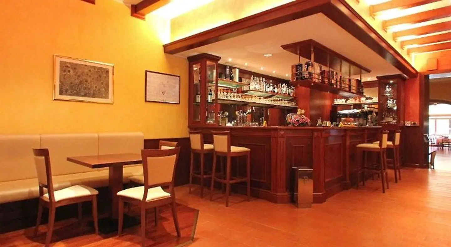 La Torre Ai Mari Bar