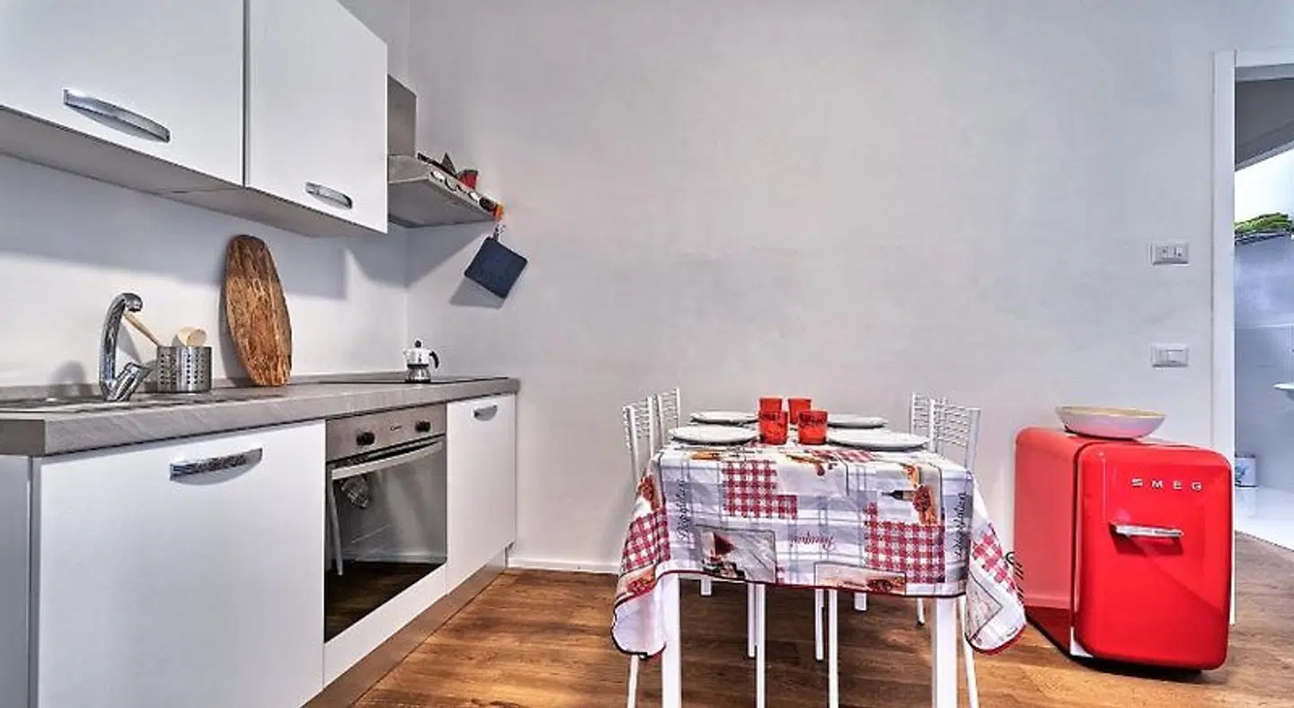 Marina Apartments ROOM_EXAMPLE