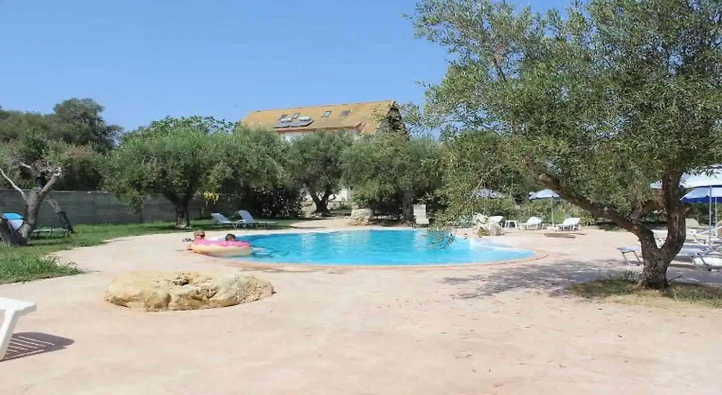 Anemomylos Lefkimmi Pool