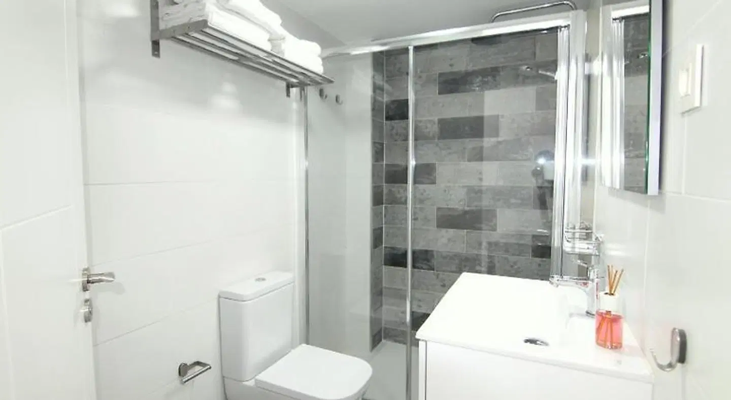 JAZMIN, LOS DISES Badezimmer