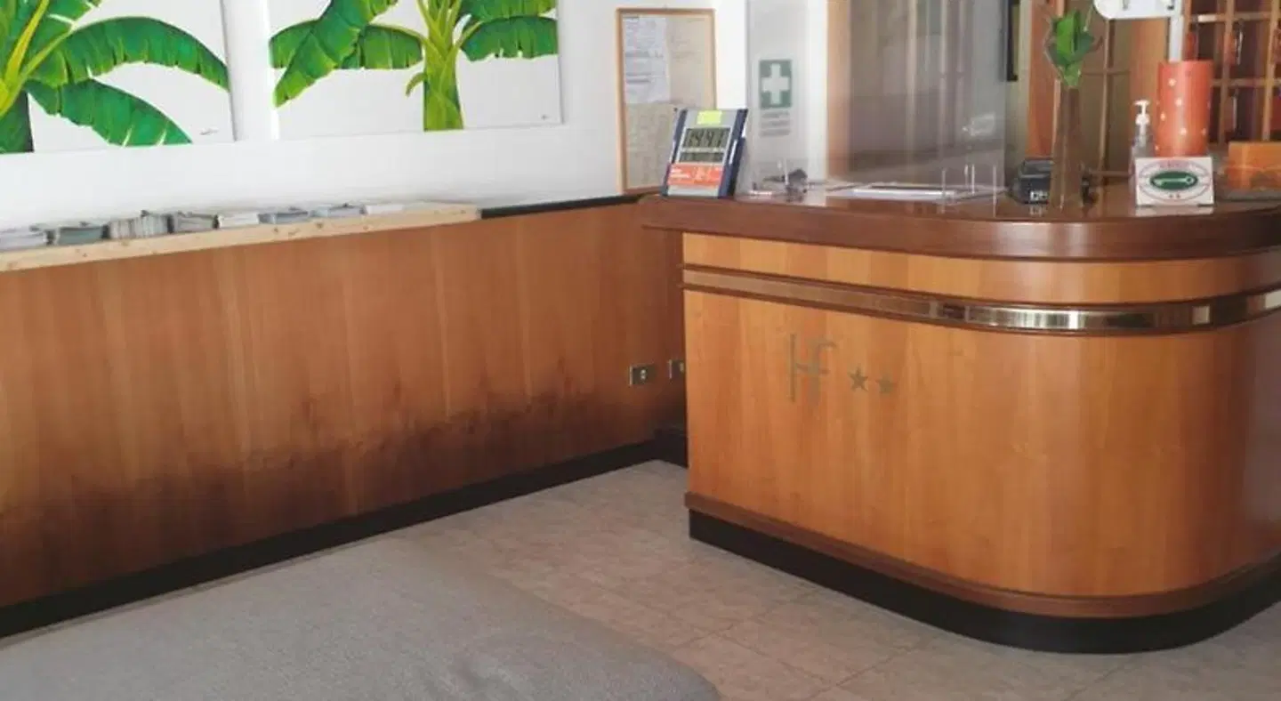 HOTEL LA FAVORITA LOUNGE_LOBBY