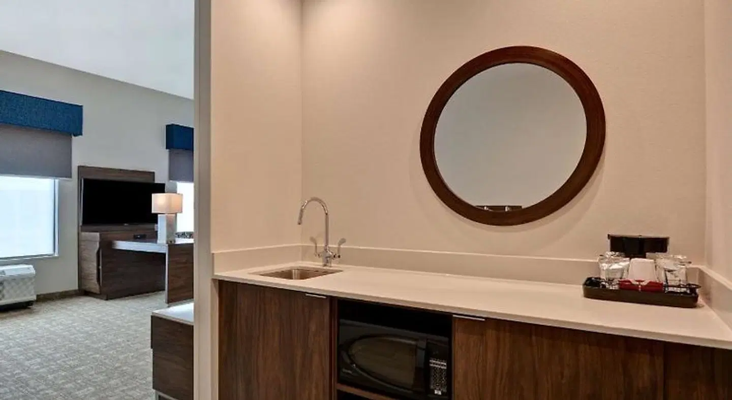 Hampton Inn & Suites Nashville Downtown Capitol View, TN Badezimmer